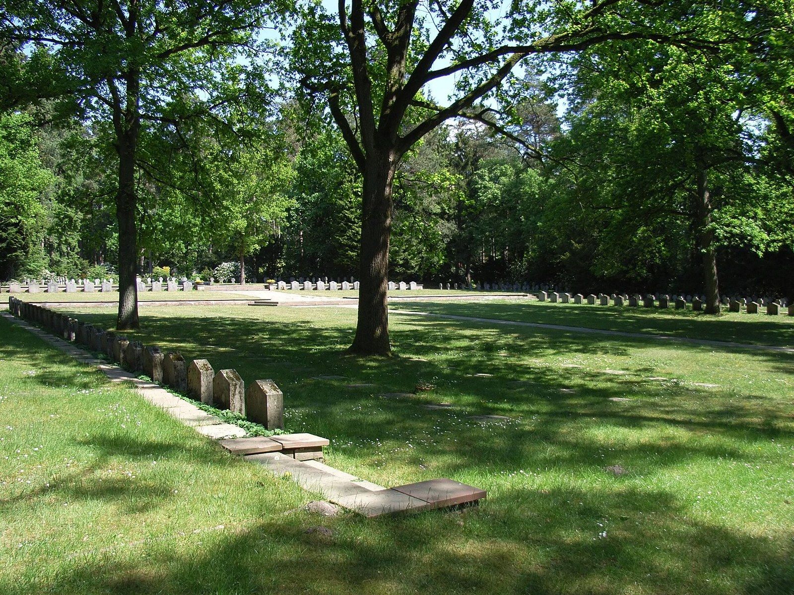 Kriegsgräberstätte auf dem Sennefriedhof – Sennefriedhof